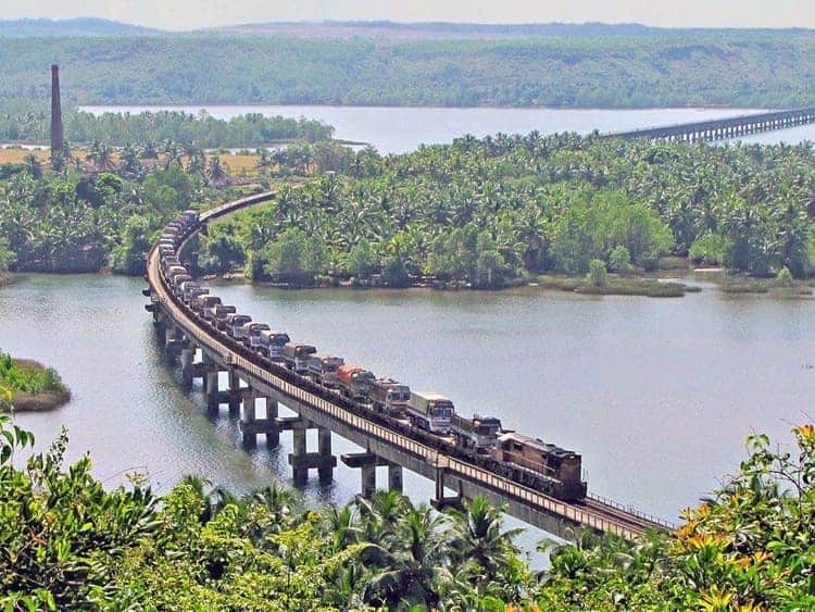 Stunning Railway bridges in India 